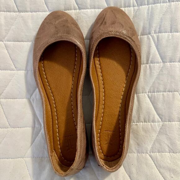 Frye Carson Round Toe Leather Ballet Womens Shoes - Picture 3 of 10